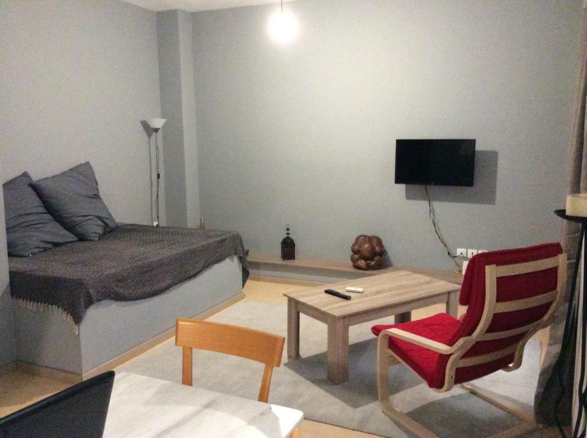 אתונה Renovated Apartment מראה חיצוני תמונה
